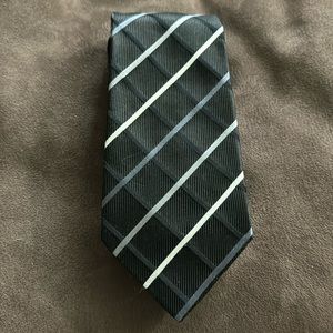 Donald Trump Black White Stripped Tie EUC